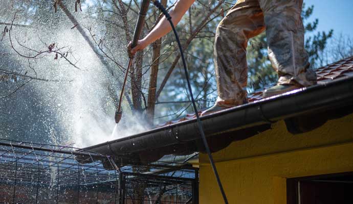 Gutter Cleaning in Sarasota, FL 